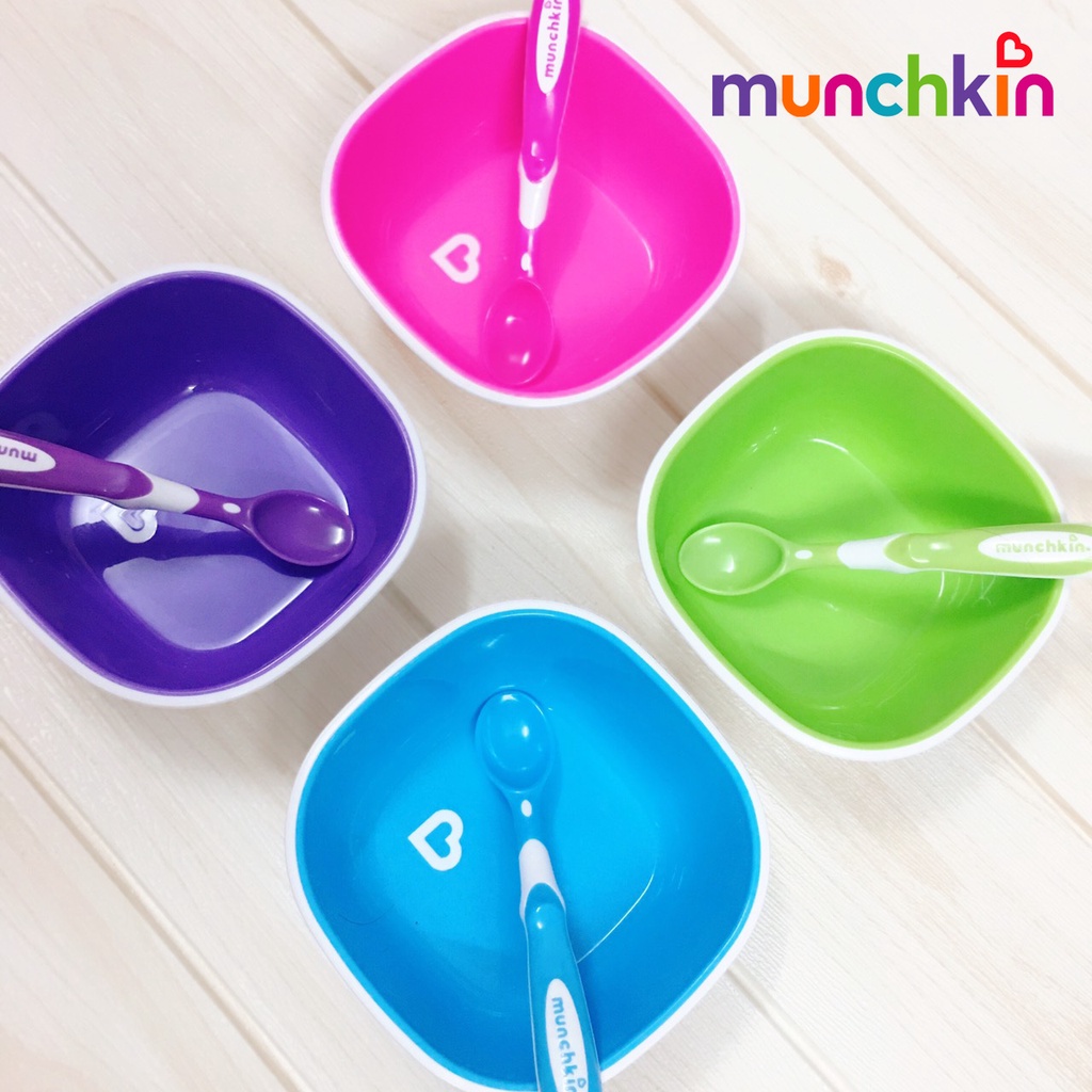 Bát ăn chống trượt Munchkin cho bé từ 6 tháng