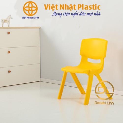 Ghế trẻ em có lưng tựa và miếng lót cao su chóng trượt Việt Nhật Plastic 970 aladanh-net-vn