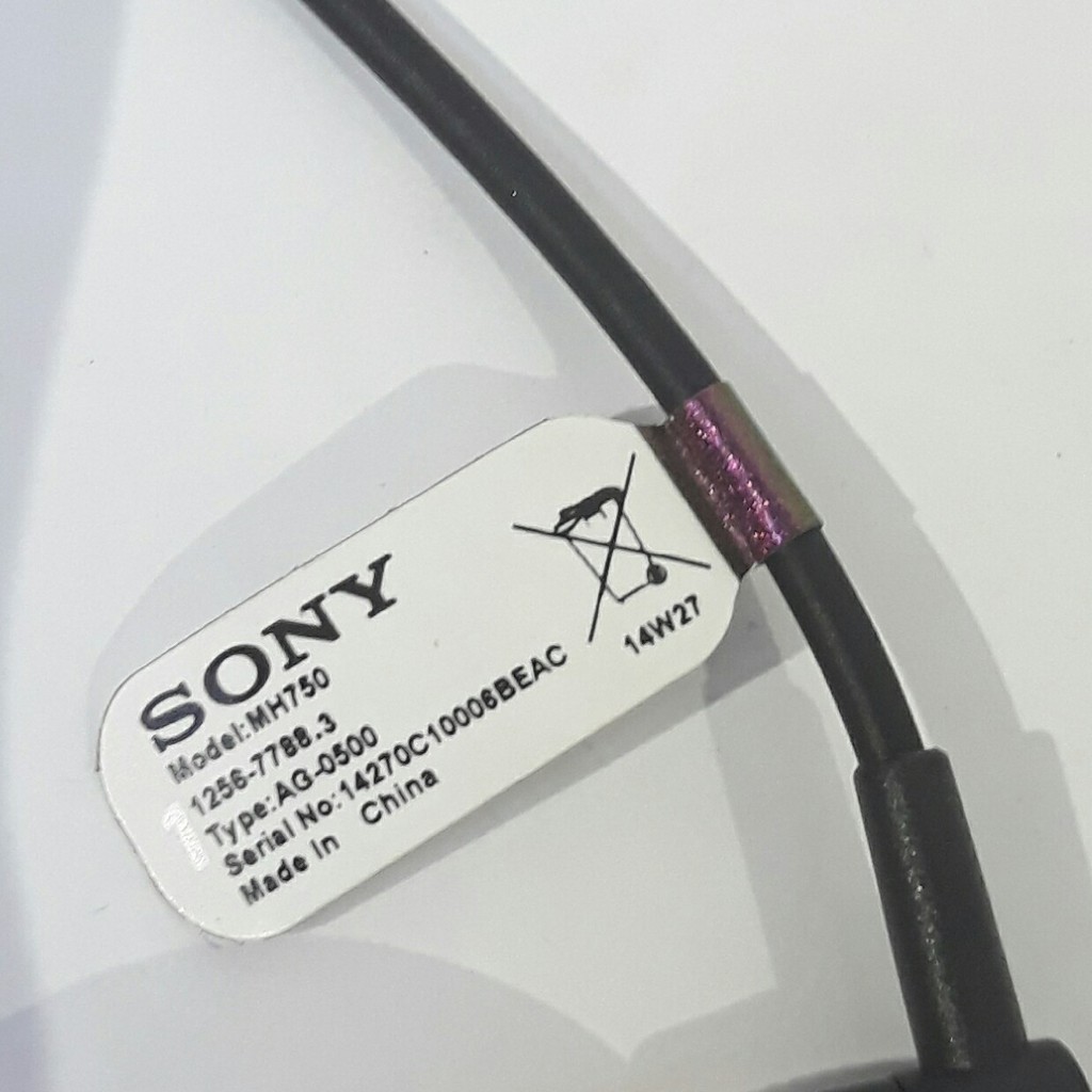 TAI NGHE SONY MH750 ( Trắng &amp; Đen ) - CÓ TEM SONY đảm bảo Chính Hãng