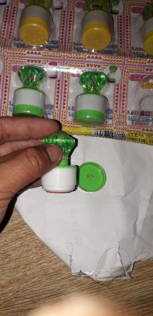 Con dấu in mini bằng nhựa có đèn Led rất đẹp