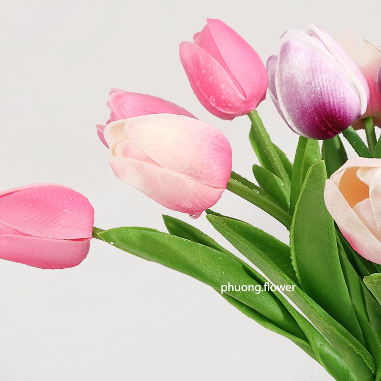 Hoa Tulip giả bằng cao su PU tuyệt đẹp giống y thật