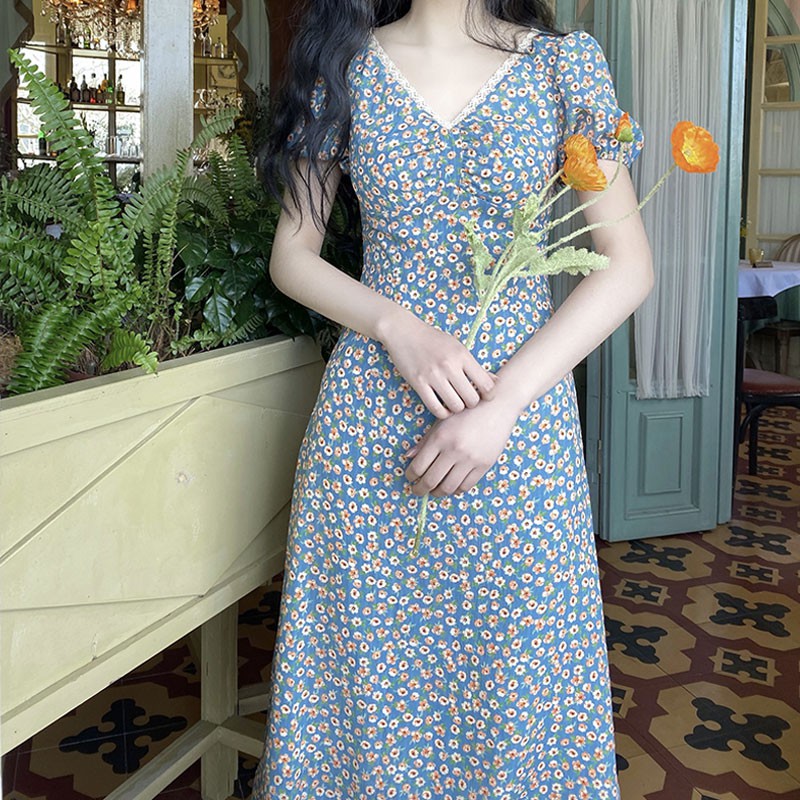 Đầm Dáng Dài Họa Tiết Hoa Cúc Xinh Xắn Phong Cách Hàn Quốc | BigBuy360 - bigbuy360.vn