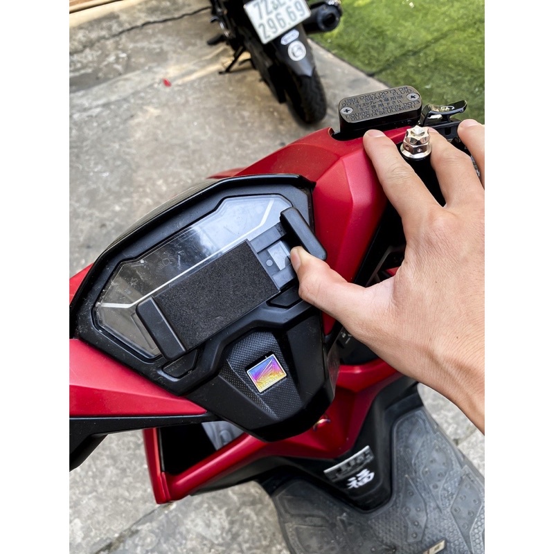 GIÁ ĐỠ ĐIỆN THOẠI CHO XE MÁY LOẠI SIÊU RẺ