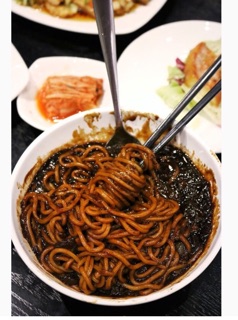 Mì trộn tương đen Samyang (5 gói)