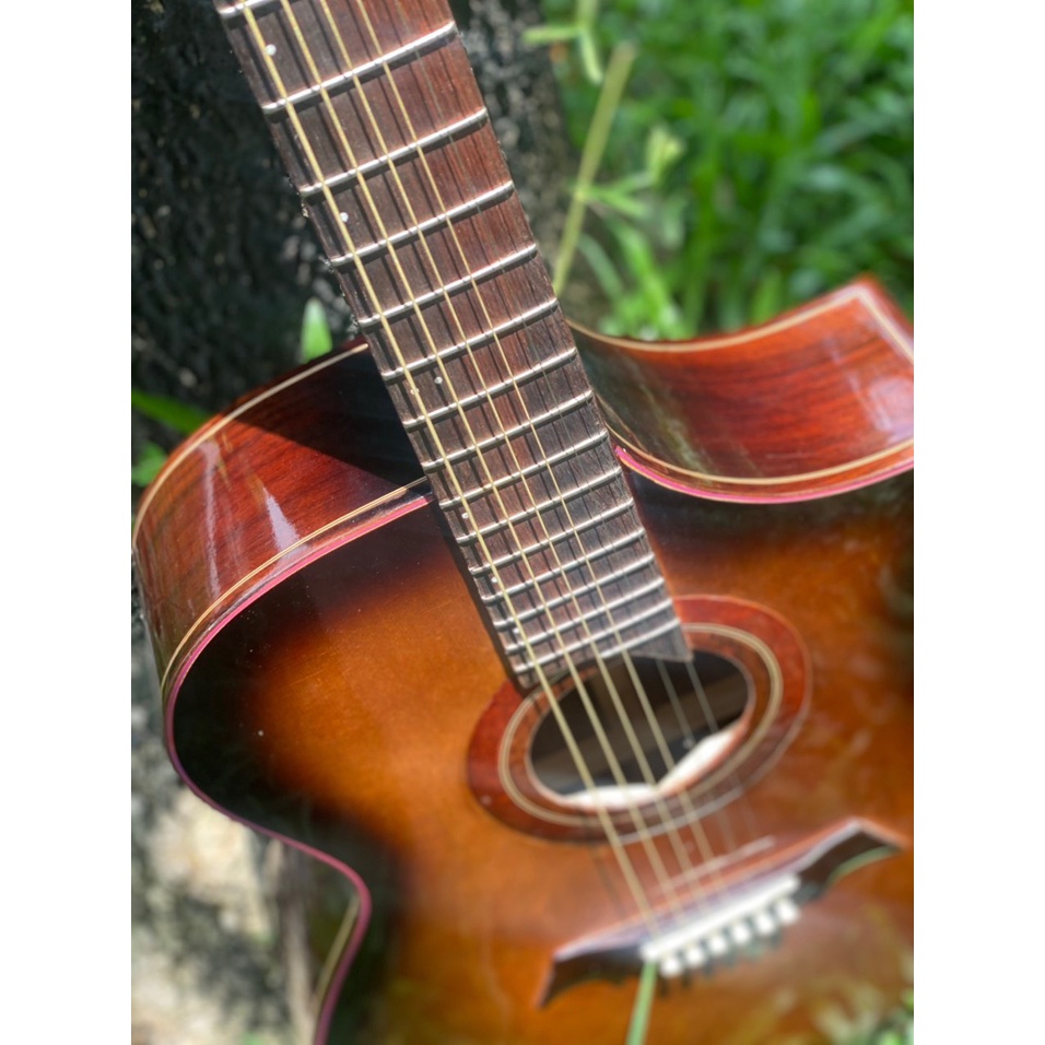 Đàn Guitar Custom Mã ST-CS5 Chính Hãng Guitar Sài Thành Chất Liệu Gỗ Cẩm Ấn Dáng Sừng