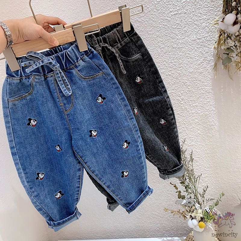 Quần jeans thêu hình hoạt hình phong cách Hàn Quốc thời trang cho bé dễ thương