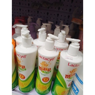 Sữa tắm Lactacy Milky 500ml