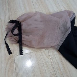 ĐẦM TAY BỒNG TIỂU THƯ [HÌNH THẬT]