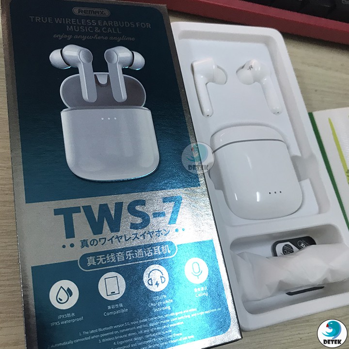 Tai nghe Bluetooth True Wireless Remax TWS-7 kèm dock sạc có thể kết nối từng tai riêng lẻ