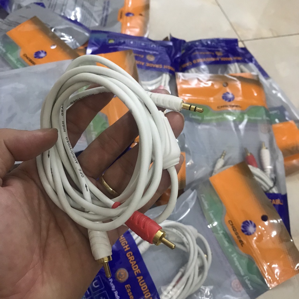 Dây Cáp 3.5 ra 2 đầu hoa sen cao cấp CHOSEAL 1.8 mét - Hàng Chính hãng - Gia Khang Shop