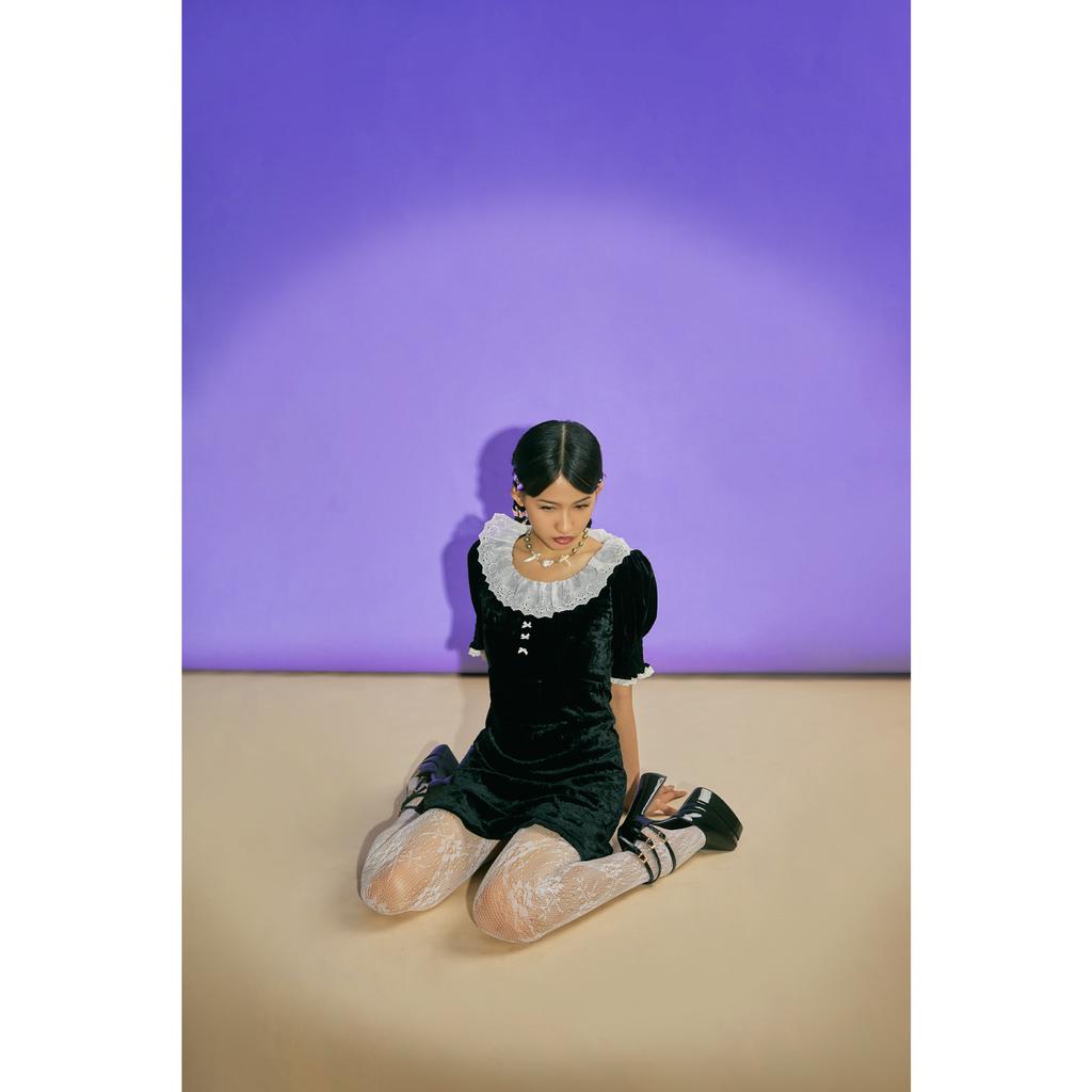 POUPEÉ DRESS - đầm nhung đen phối ren trắng