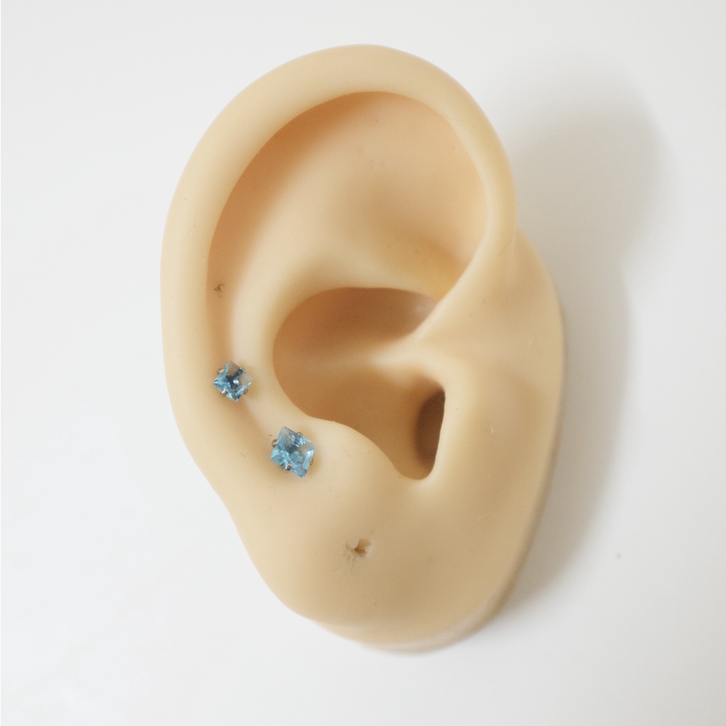 [1 Chiếc] Khuyên Tai Titan Đá Xanh Dương Unisex Màu Bạc Đuôi Bi Không Gỉ Sét Không Ngứa Bông Tai Nam Julies Box 66