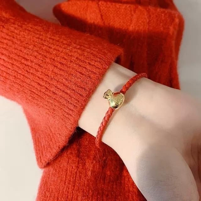 Vòng tay chỉ đỏ may mắn charm KHÔNG ĐEN |Nguyễn Trà Dương|