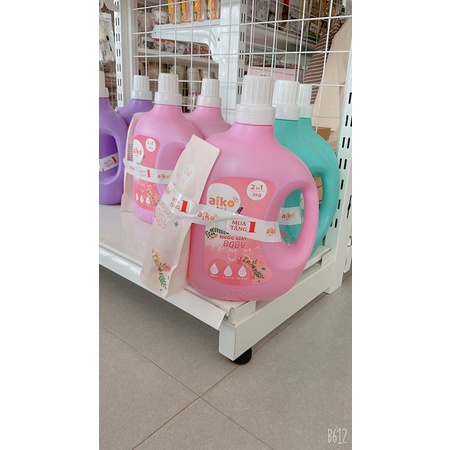 Nước giặt AIKO