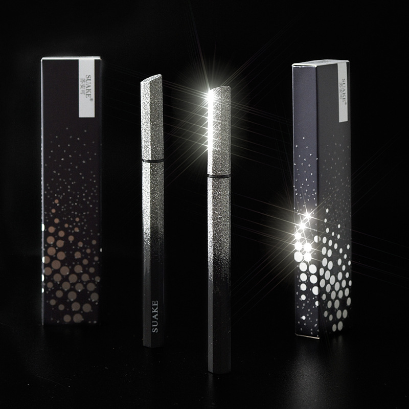 Bút Kẻ Mắt Chống Thấm Nước Không Trôi Với Thiết Kế Vỏ Lấp Lánh | BigBuy360 - bigbuy360.vn