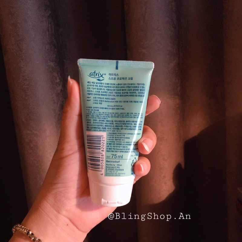 Kem dưỡng da tay Atrix Strong Cream - Blingshop.An