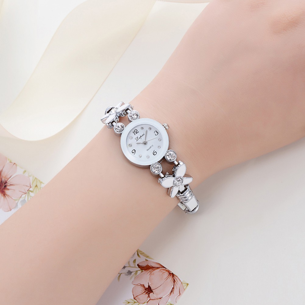 Đồng hồ dây hoa cho nữ