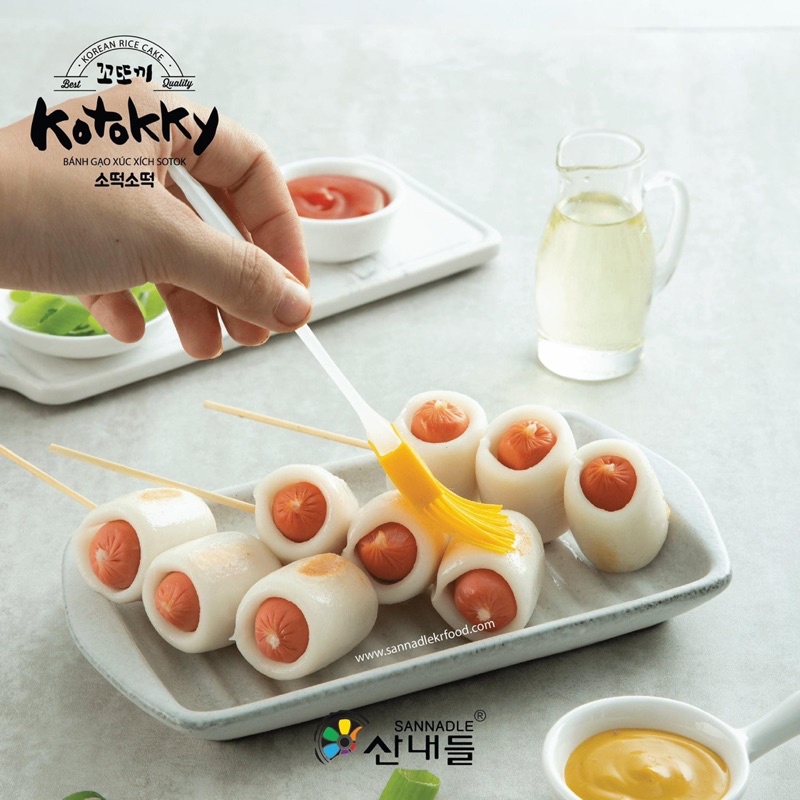 Bánh gạo tokbokki nhân xúc xích (500g)