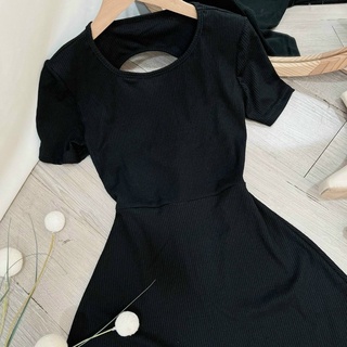 ĐẦM MIDI ĐEN CUT-OUT LƯNG