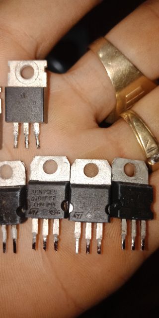 Mosfets hàng tháo máy chính hãng.70n08..80n70..k4145..75nf75