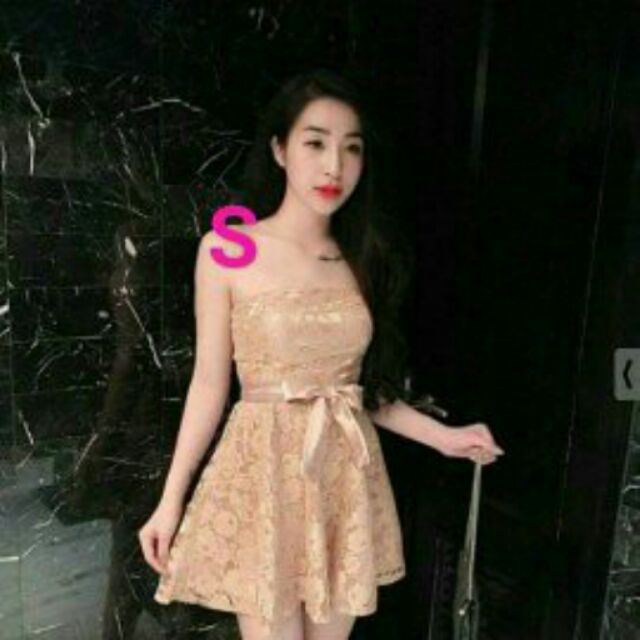 Đầm cúp ren xòe dây eo