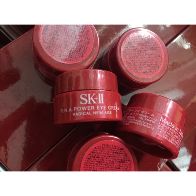 Kem dưỡng mắt SKINPOWER EYE CREAM SKII mini 2.5g - HÀNG NỘI ĐỊA NHẬT