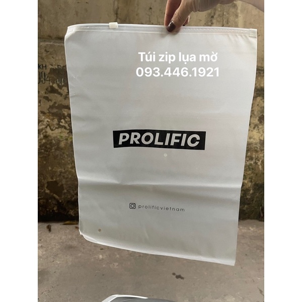 nhận in số lượng 100 cái túi zip lụa khoá kéo