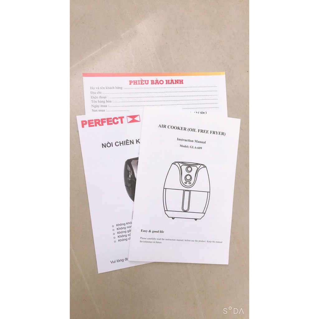 Nồi chiên không dầu PERFECT GLA - 609B  4 Lít công suất 1400W-tặng 50 tờ giấy nến 20 cm bảo hành 12 tháng