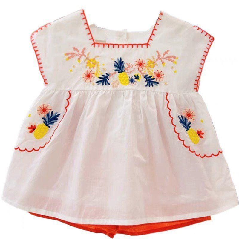 Bộ bé gái áo trắng thêu quần đỏ cam iu