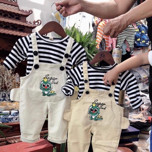 Sét yếm bò qccc