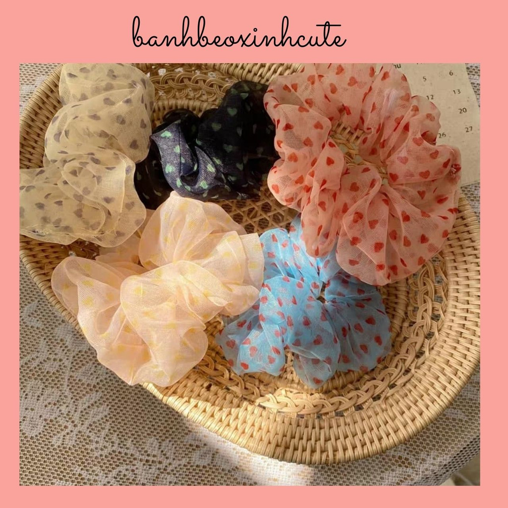 Scrunchies vải voan họa tiết trái tim