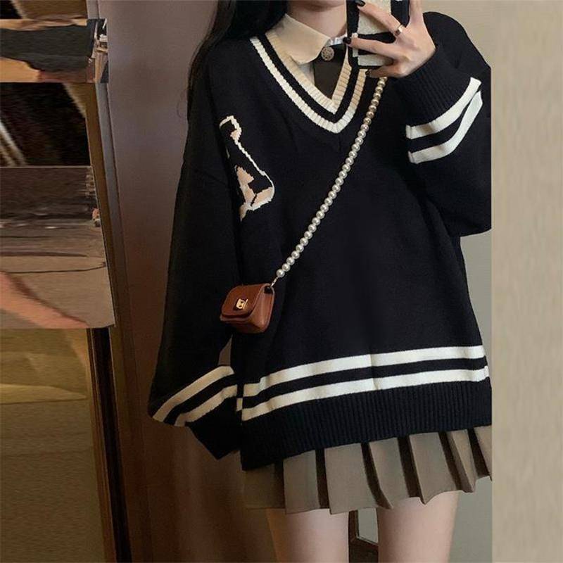 Set Chân Váy Xếp Ly Và Áo Len Cổ V Tay Dài Thời Trang Nữ Tính