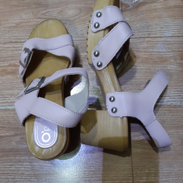 Giày nữ cực đẹp8 | BigBuy360 - bigbuy360.vn