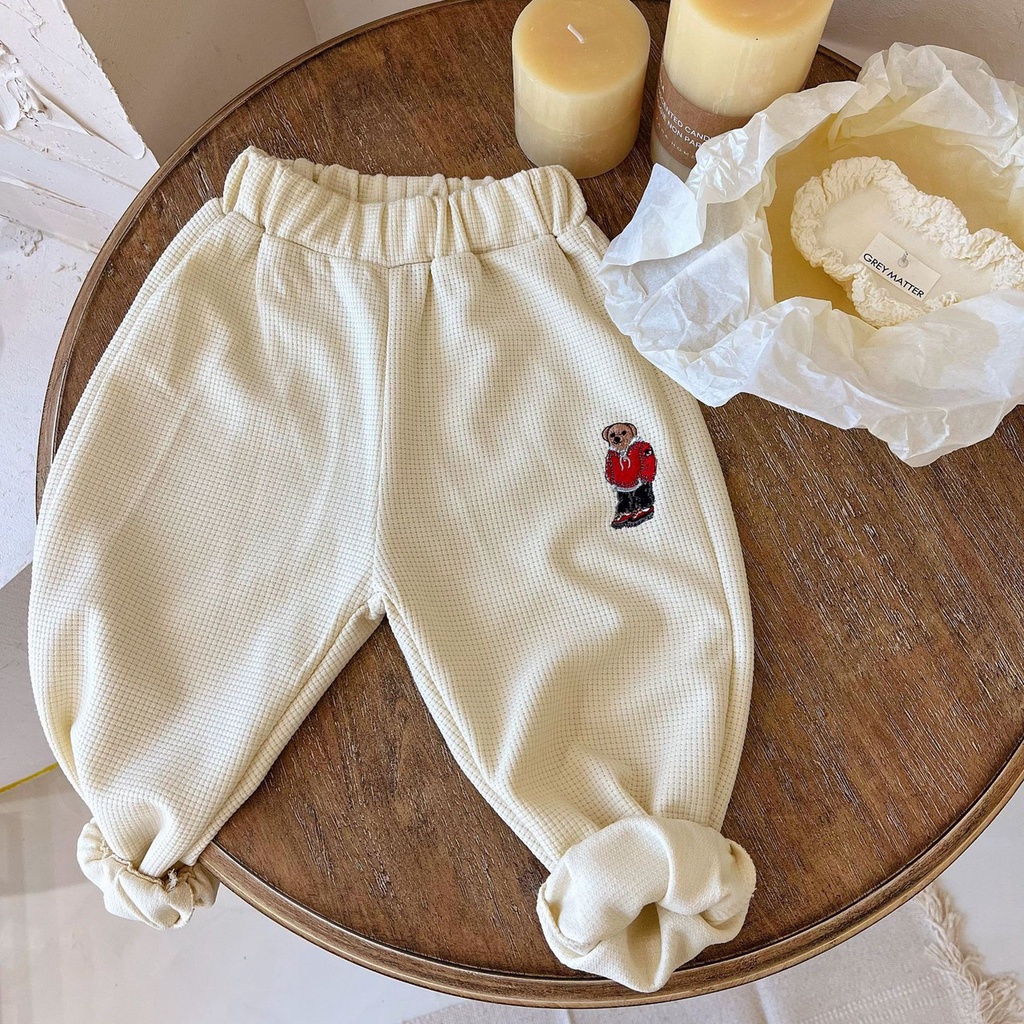 [HOT] Quần bom chất len tăm tổ ong thêu gấu thu đông bé trai bé gái (V789)