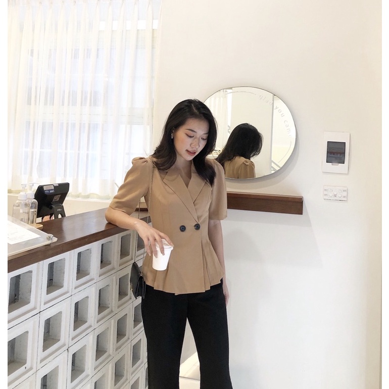 Áo peplum cổ vest