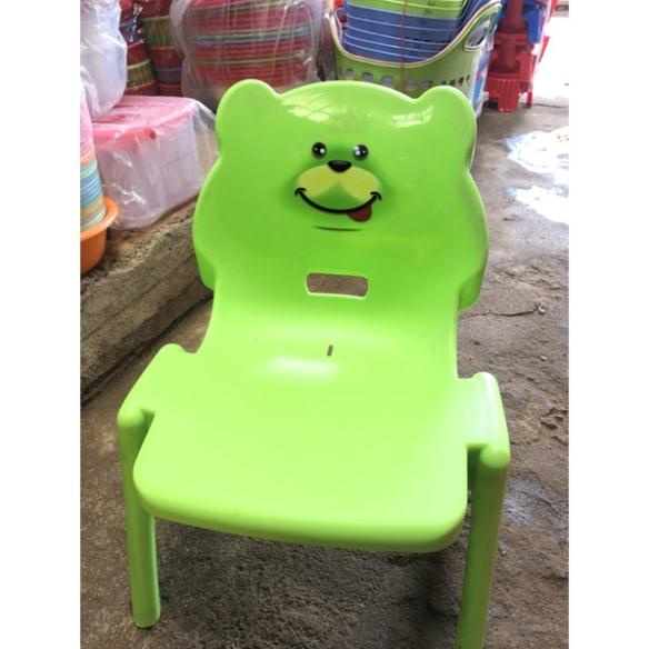 Ghế dựa trẻ em hình gấu nhựa đúc ghế học bài ghế tựa lưng con nít