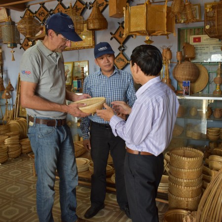 [Mây tre Bao La Huế] Đèn Trang Trí Để Bàn Bằng Mây Tre
