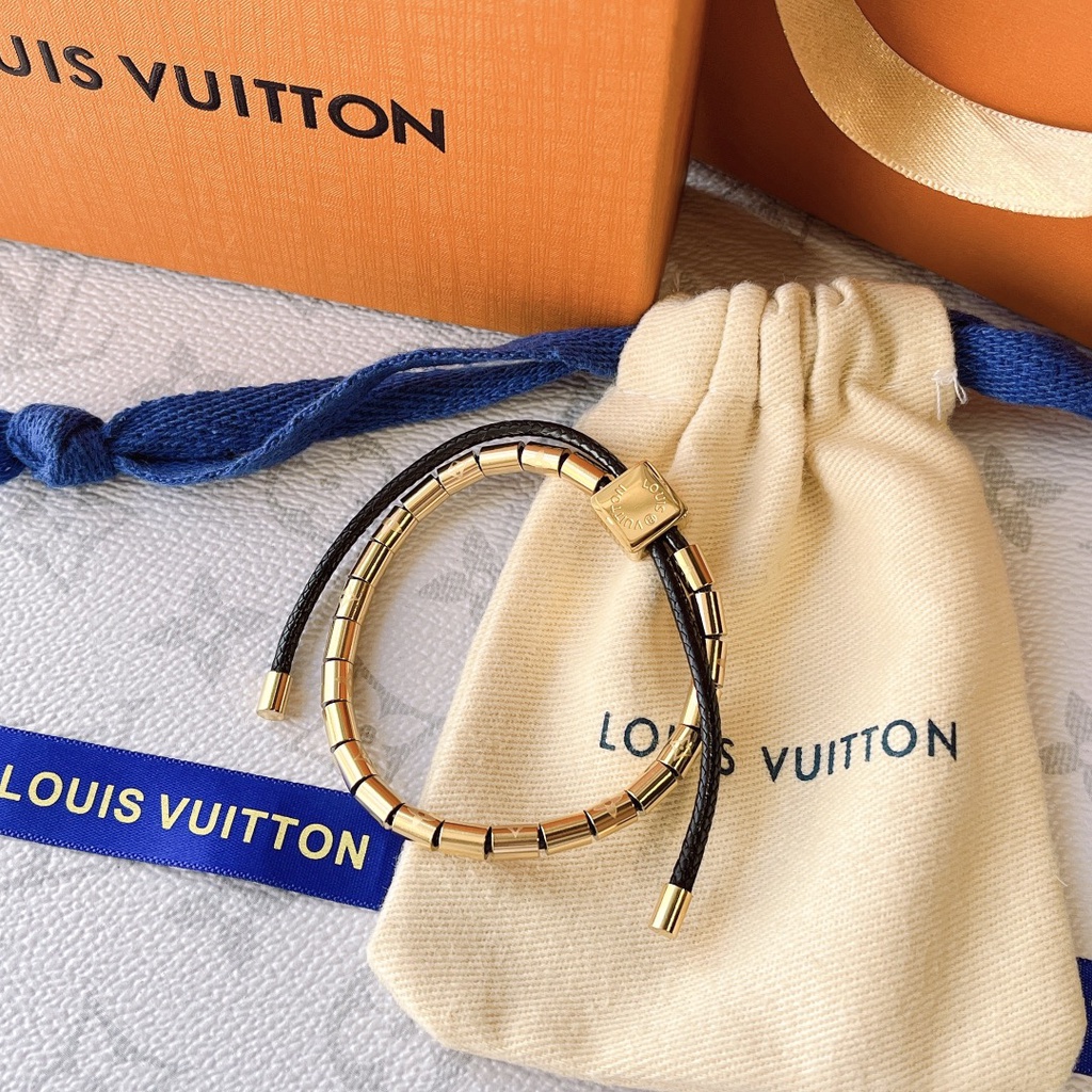 Lv Vòng Tay Louis Vuitton Bằng Thép Titan Dát Khảm Chữ Đơn Giản Cổ Điển Sang Trọng Không Phai Màu Không Phai Cho Nam Và Nữ
