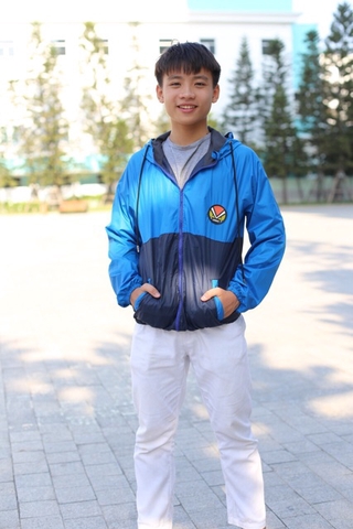 Áo khoác gió nhí và đại