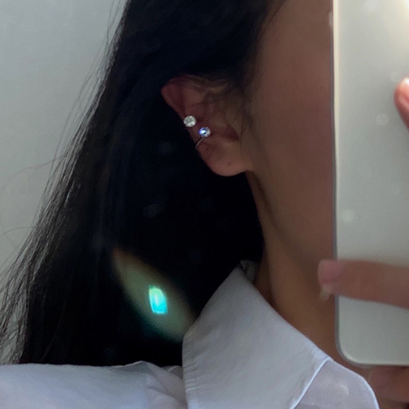Khuyên Tai Đính Đá Kiểu Dáng Đơn Giản Thanh Lịch Dành Cho Nữ