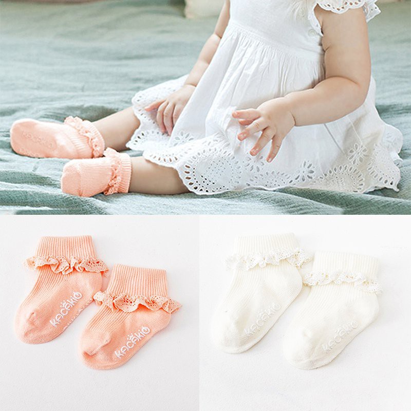 Đôi tất chân cotton thoáng mát và đáng yêu cho bé gái