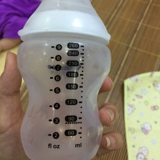 Bình sữa 240ml