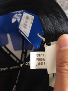 Nón dù adidas