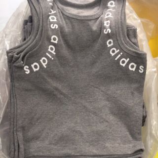 ÁO CROPTOP 3 LỖ SIÊU XINH