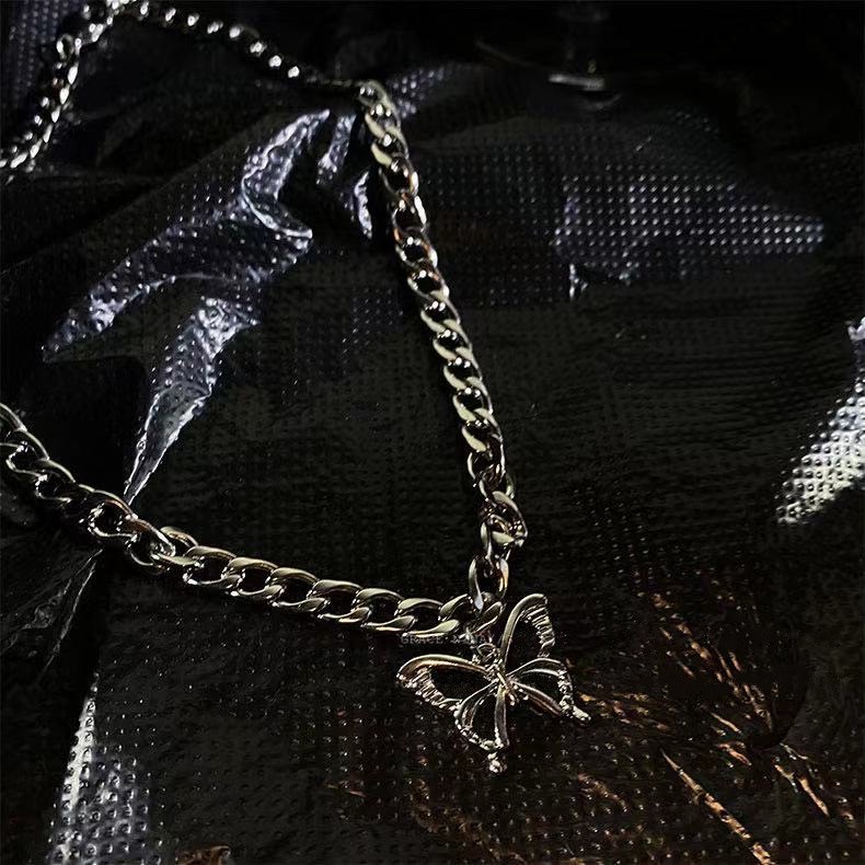 Dây chuyền kim loại mặt Butterfly dạng xích dành cho nữ cá tính