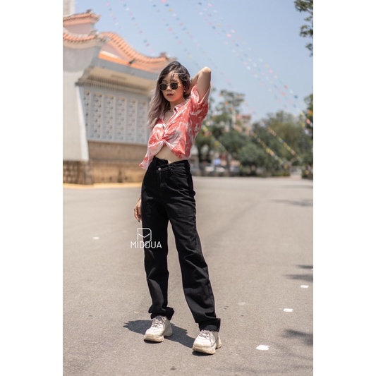 Boy suông lệch khuy•MIDDUA SHOP