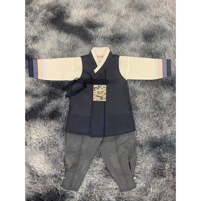 hanbok bé trai tết