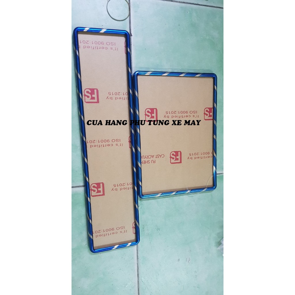Trọn bộ ( trước + sau + pat ) khung biển số và ốp mica xe Ô tô - viền titan trắng xanh