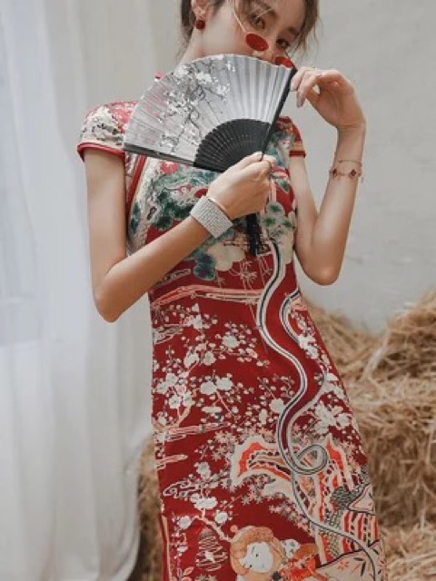 Sườn xám hoạ tiết
