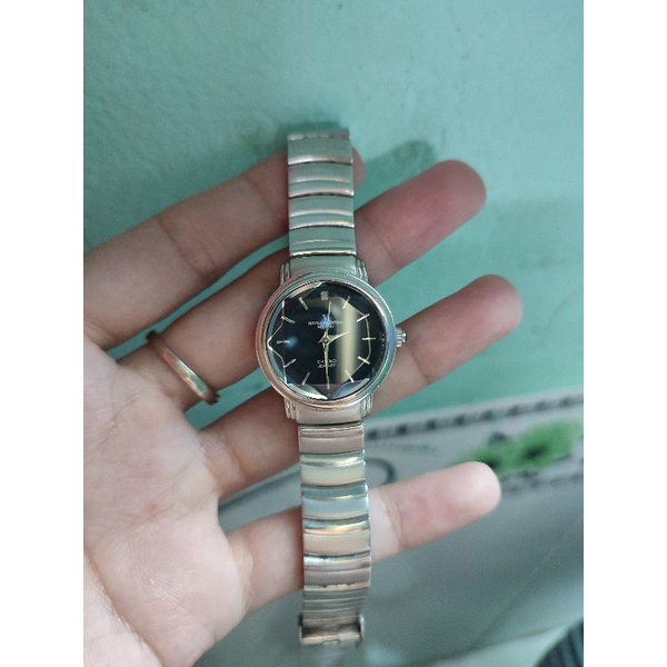 Đồng hồ nữ hiệu nicola Valentino  nhật